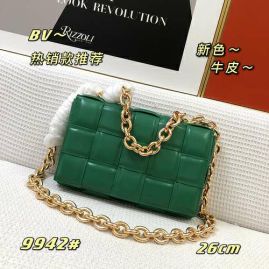 Picture of Prada Lady Handbags _SKUfw121910987fw